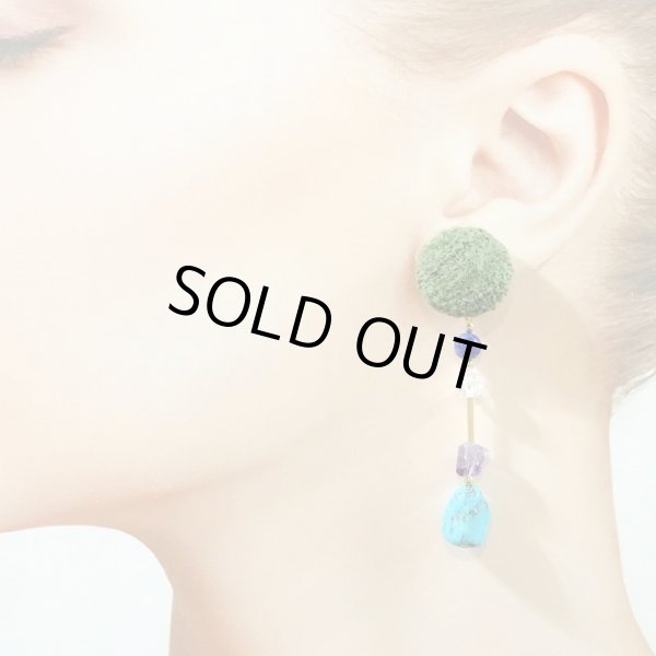 画像2: ツイードと天然石のイヤリング☆オリーブターコイズ (2)