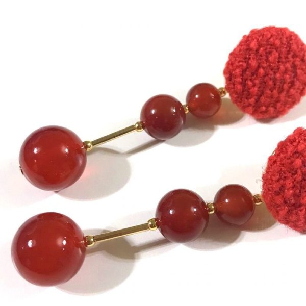 画像4: ツイードと天然石のスティックイヤリング☆レッド(ピアス可) (4)