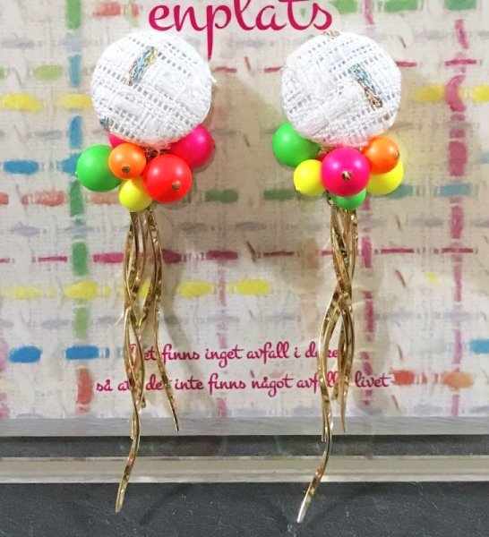 画像8: ツイードとネオンのイヤリング☆ホワイト（ピアス可） (8)