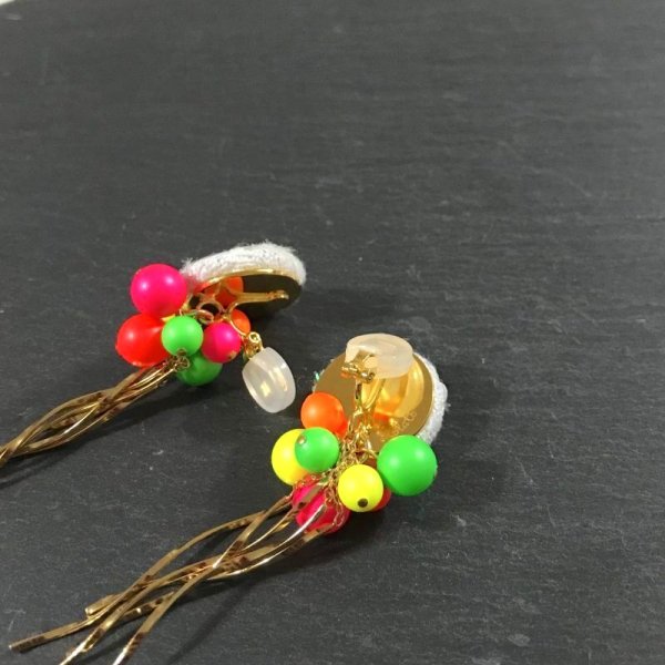 画像6: ツイードとネオンのイヤリング☆ホワイト（ピアス可） (6)