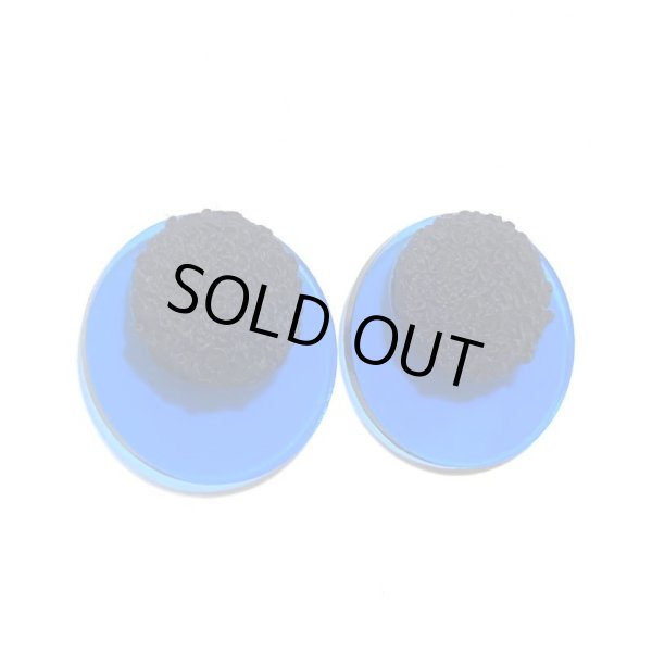 画像5: ツイードとアクリルの耳飾り　クリアブルー×ネイビー（イヤリング・ピアス可） (5)